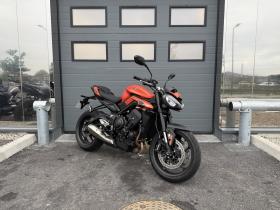 TRIUMPH STREET TRIPLE 765 R A2